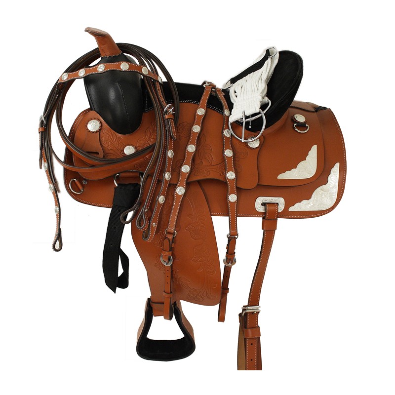 16-17 Eye Catching Deep Seated Silver Show Saddle W Tack